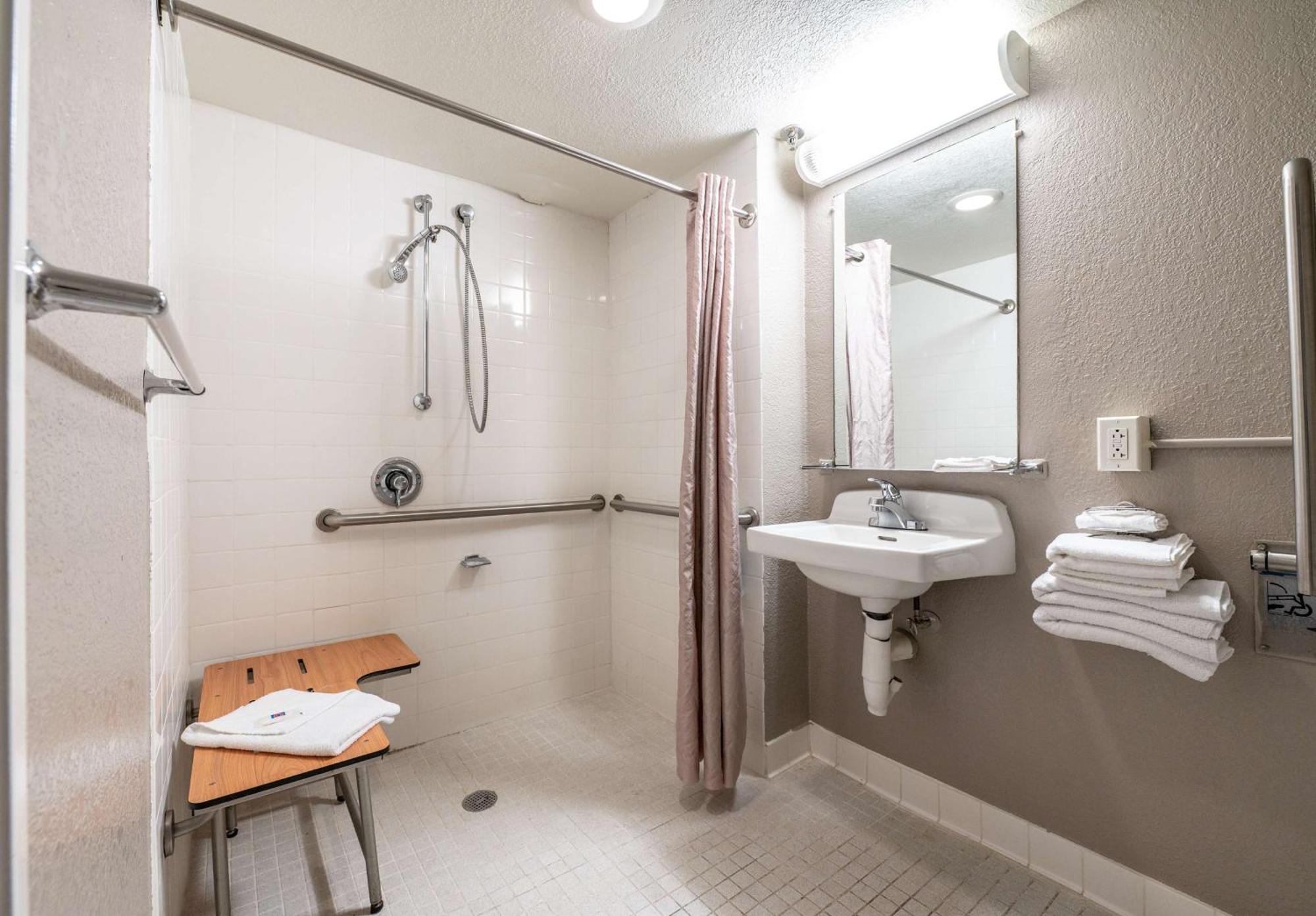 Motel 6-Branford, Ct - New Haven Eksteriør billede