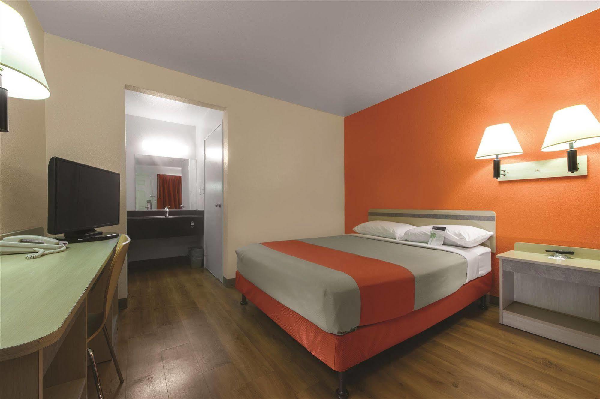 Motel 6-Branford, Ct - New Haven Eksteriør billede