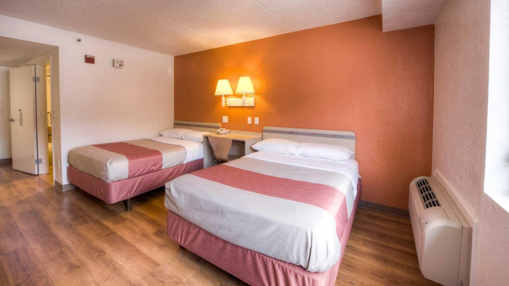 Motel 6-Branford, Ct - New Haven Eksteriør billede
