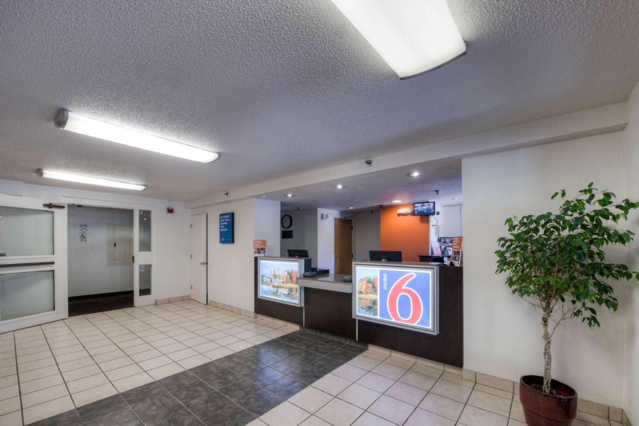 Motel 6-Branford, Ct - New Haven Eksteriør billede